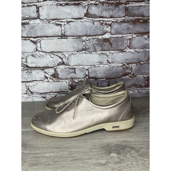 Ecco Metallic Silver Leather Wingtip Lace Up Golf Shoes Women Sz 40EU/9.5M US - Picture 1 of 16